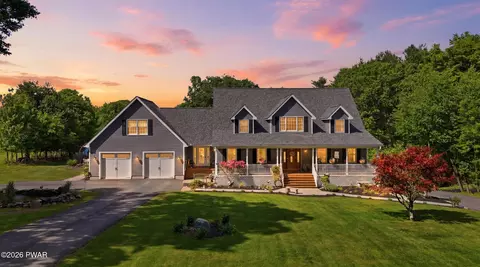 37 Grell Rd, Hawley, PA 18428