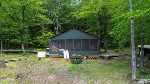 94 E Swamp Rd, Pleasant Mount, PA 18453