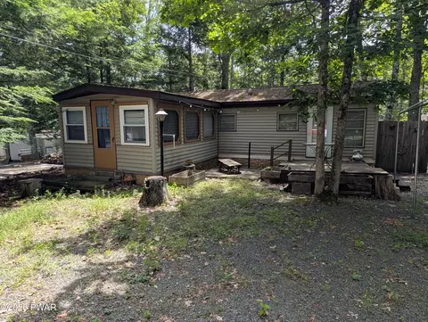 143 Yuma Ln, Shohola, PA 18458