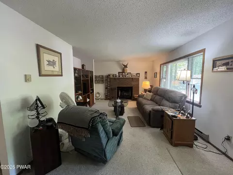 Living - 111 Rays Pl, Dingmans Ferry, PA 18328 photo 1 of 3