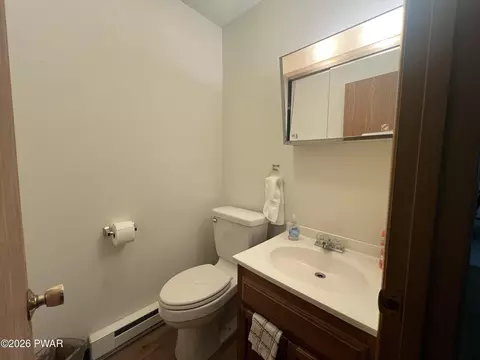 Bath - 111 Rays Pl, Dingmans Ferry, PA 18328 photo 1 of 2