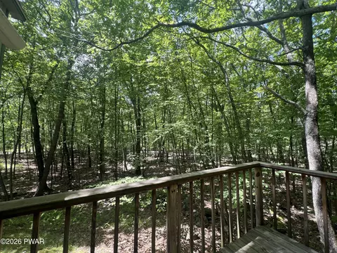 Exterior - 111 Rays Pl, Dingmans Ferry, PA 18328 photo 2 of 4