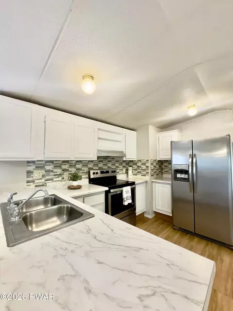 127 Buckingham Hts, Moscow, PA 18444