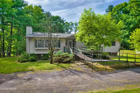 111 Miriam Ln, Milford, PA 18337