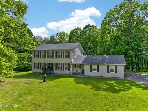 195 Frenchtown Rd, Milford, PA 18337