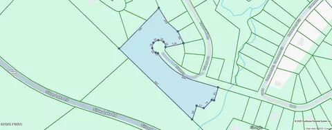 Saint Court, Dingmans Ferry, PA 18328
