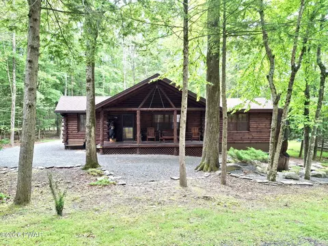 91 Bear Tree Rd, Lake Ariel, PA 18436