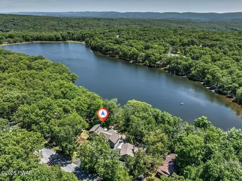 View/Area - 2350 Eagle Path, Bushkill, PA 18324 photo 6 of 8