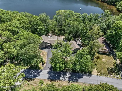 View/Area - 2350 Eagle Path, Bushkill, PA 18324 photo 8 of 8