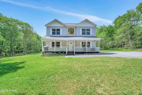 74 Nevin Rd, Newfoundland, PA 18445