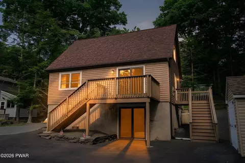 1024 Sundew Rd, Lake Ariel, PA 18436