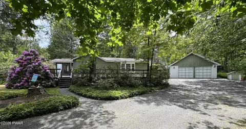 58 Branch Rd, Greentown, PA 18426