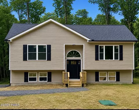 119 Almond Ct, Milford, PA 18337