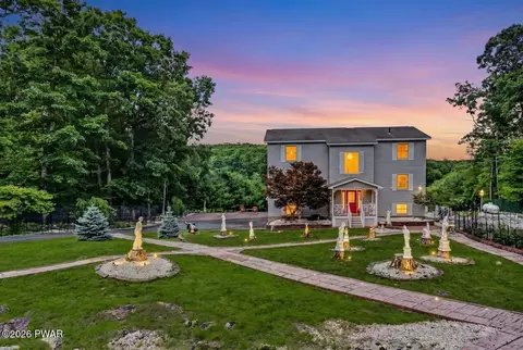 127 High Meadow Dr, Milford, PA 18337