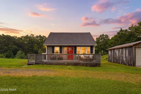 171 Mott Rd, Beach Lake, PA 18405