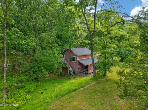 Exterior - 103 Compton Ct, Millrift, PA 18340 photo 11 of 18