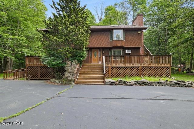20 Kensington Rd, Hawley, PA 18428