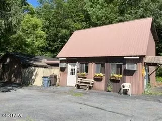 5286 State Rte 52, Jeffersonville, NY 12748