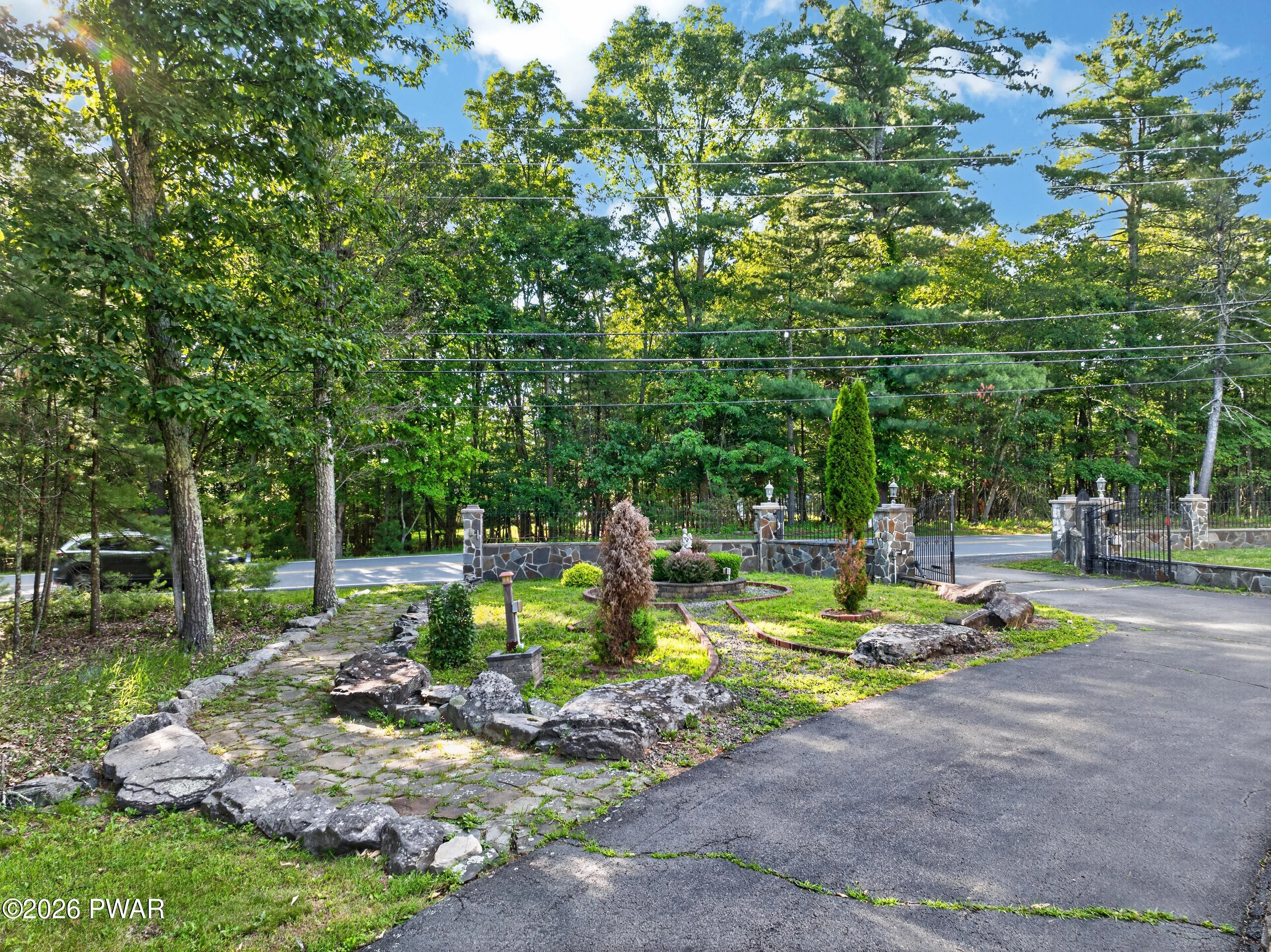 162 Doolan Rd, Dingmans Ferry, PA 18328 photo 22
