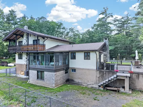 162 Doolan Rd, Dingmans Ferry, PA 18328 photo 17