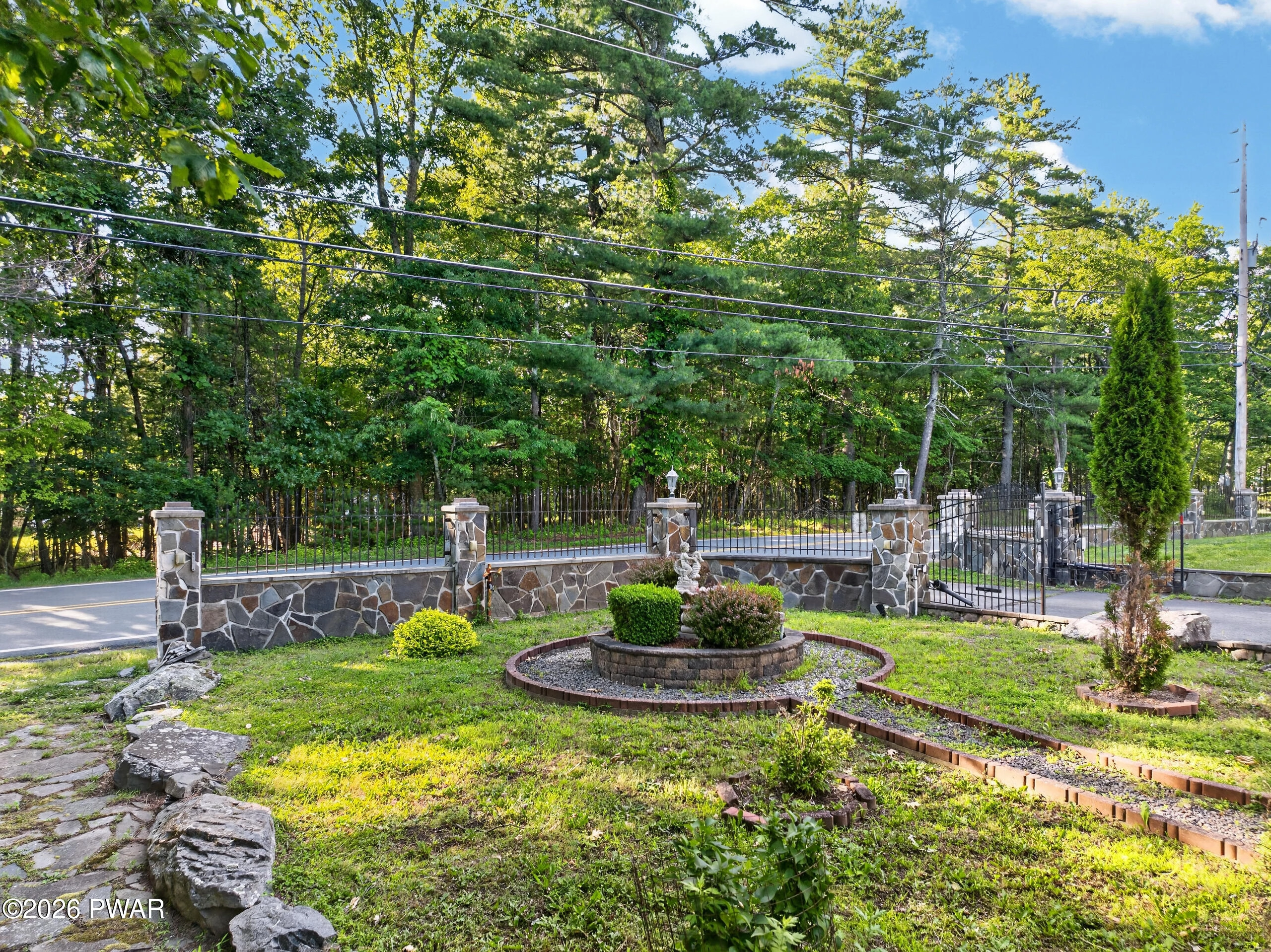 162 Doolan Rd, Dingmans Ferry, PA 18328 photo 21
