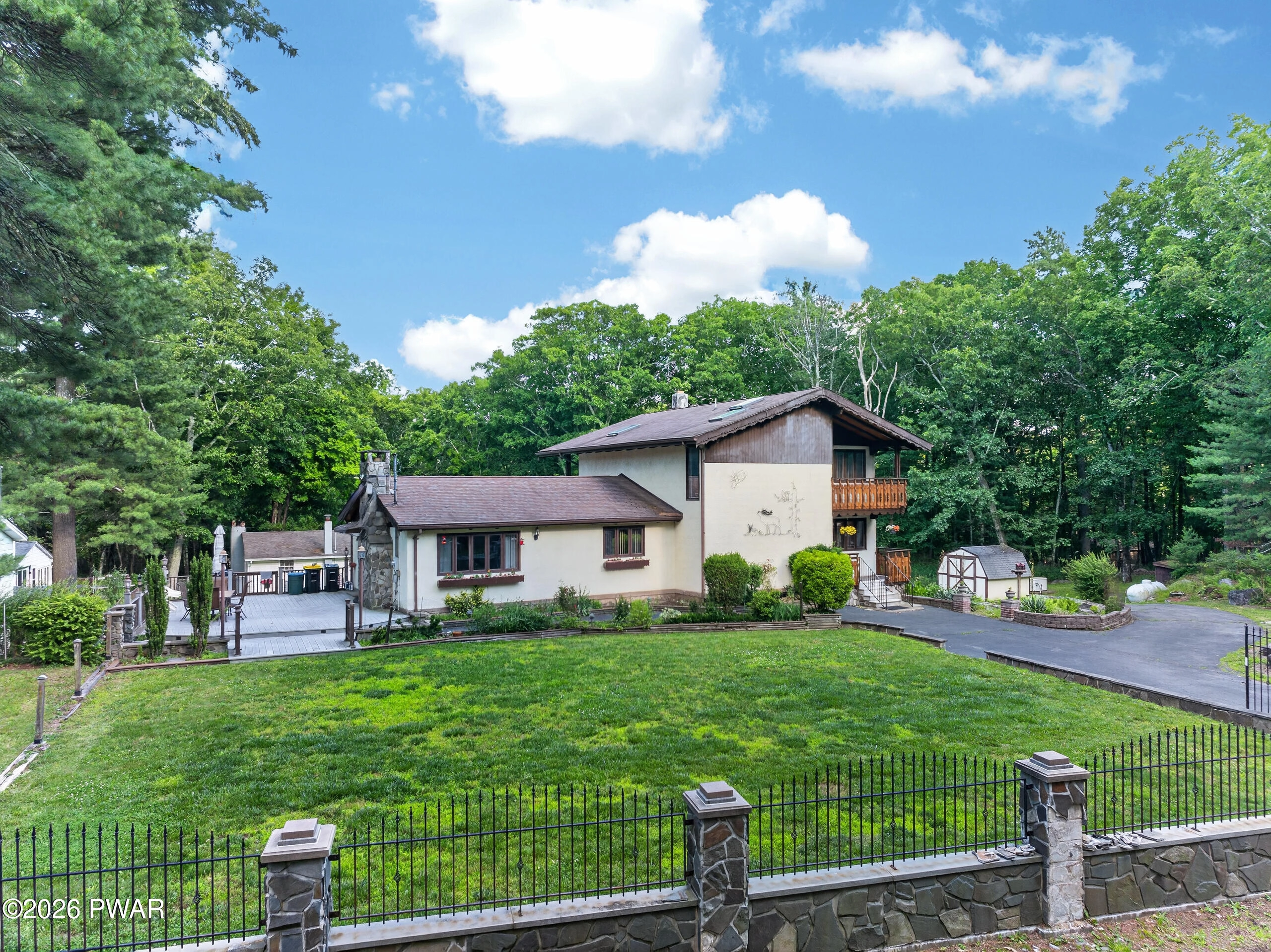 162 Doolan Rd, Dingmans Ferry, PA 18328 photo 6