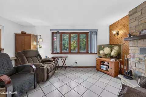 162 Doolan Rd, Dingmans Ferry, PA 18328 photo 37