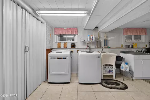 162 Doolan Rd, Dingmans Ferry, PA 18328 photo 54