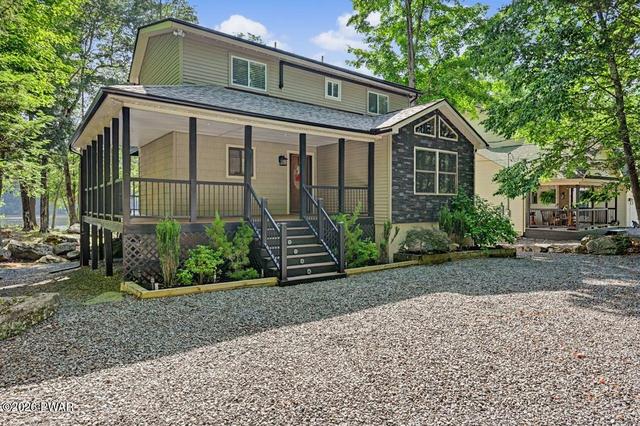 63 N Gate Rd, Lake Ariel, PA 18436