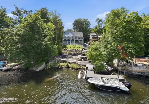 1212 Lakeview Dr, Lake Ariel, PA 18436
