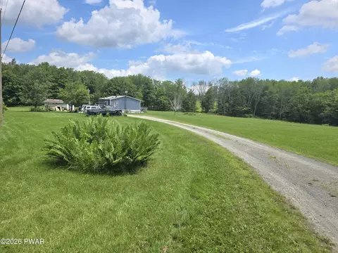 212 Dixon Valley Rd # A, Pleasant Mount, PA 18453