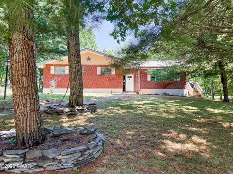 Exterior - 346 Tom Quick Rd, Dingmans Ferry, PA 18328 photo 4 of 8