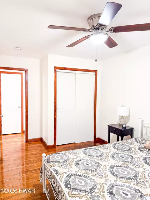Bedroom - 346 Tom Quick Rd, Dingmans Ferry, PA 18328 photo 1 of 10