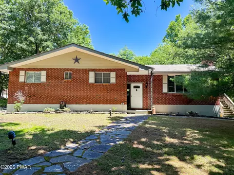 Exterior - 346 Tom Quick Rd, Dingmans Ferry, PA 18328 photo 2 of 8