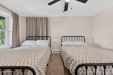 Bedroom - 131 E Lake View Dr, Dingmans Ferry, PA 18328 photo 14 of 15