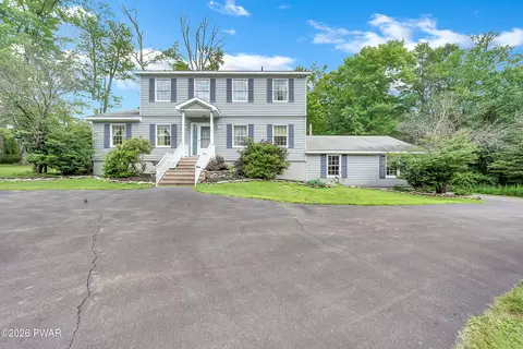 1160 Hamlin Hwy, Lake Ariel, PA 18436
