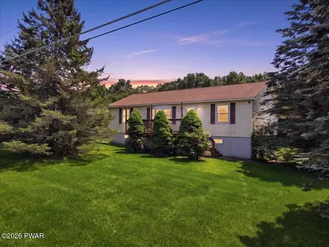175 Mott Rd, Beach Lake, PA 18405