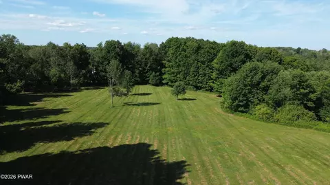 259 Everly Rd, Lake Ariel, PA 18436