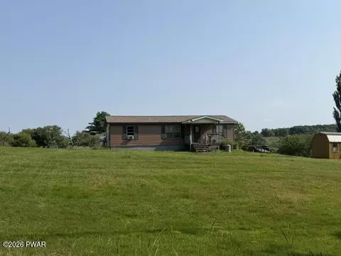 47 Spruce Swamp Rd, Beach Lake, PA 18405