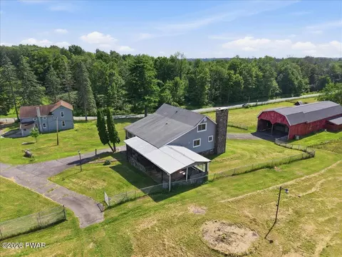 381 Milanville Rd, Beach Lake, PA 18405
