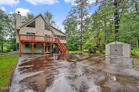 93 Brookfield Rd, Lake Ariel, PA 18436