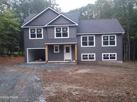 125 Gunstock Ln, Tafton, PA 18464