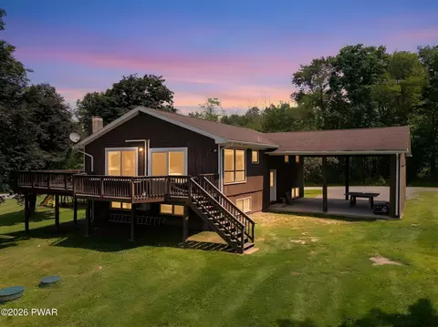 20 Moore Rd, Lake Ariel, PA 18436