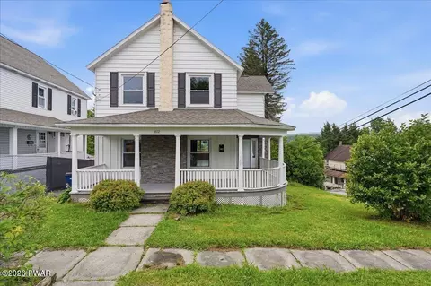 802 Delaware St, Forest City, PA 18421