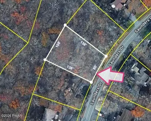 297 Saunders Dr, Bushkill, PA 18324 photo 3