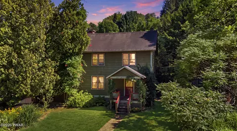459 Erie St, Honesdale, PA 18431