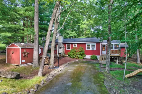 192 N Forrest Dr, Milford, PA 18337
