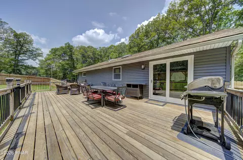 Exterior - 103 E Beaver Dam Rd, Tafton, PA 18464 photo 7 of 25