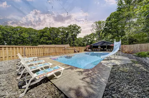Exterior - 103 E Beaver Dam Rd, Tafton, PA 18464 photo 16 of 25