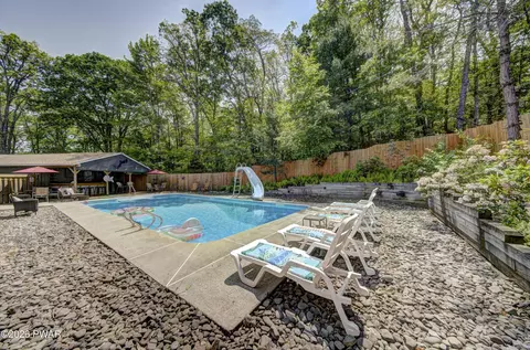Exterior - 103 E Beaver Dam Rd, Tafton, PA 18464 photo 14 of 25